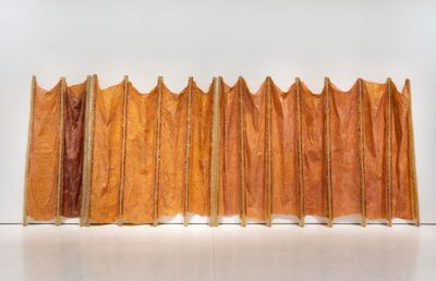Eva Hesse, Expanded Expansion (1969). Exhibition view: Eva Hesse: Expanded Expansion, Solomon R. Guggenheim Museum, New York (8 July–16 October 2022). © Solomon R. Guggenheim Foundation, New York. All Rights Reserved. © The Estate of Eva Hesse.