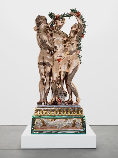 Jeff Koons, Three Graces (2016–2022). Mirror-polished stainless steel with transparent colour coating. 264.2 x 120.6 x 80.9 cm.