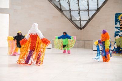 Darius Dolatyari-Dolatdoust, PARADES, Mudam Luxembourg (10 April 2022). Performers: Maureen Béguin, Darius Dolatyari-Dolatdoust, Morgane Le Doze, Grégoire Schaller.