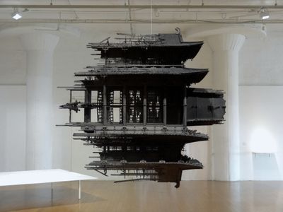 Takahiro Iwasaki, Reflection Model (Rashomon Effect) (2015). Japanese Cypress, plywood, Chinese ink, wire. 180 × 185 × 90 cm. Storehouse of JIT Group Co., Ltd.