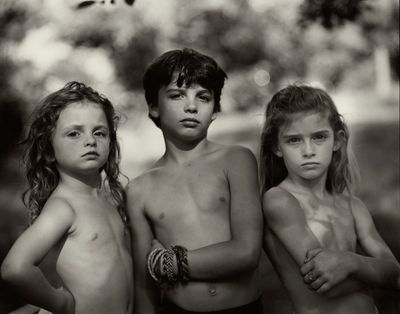 Sally Mann, Emmet, Jessie & Virginia (Immediate Family) (1989). Gelatin silver print.